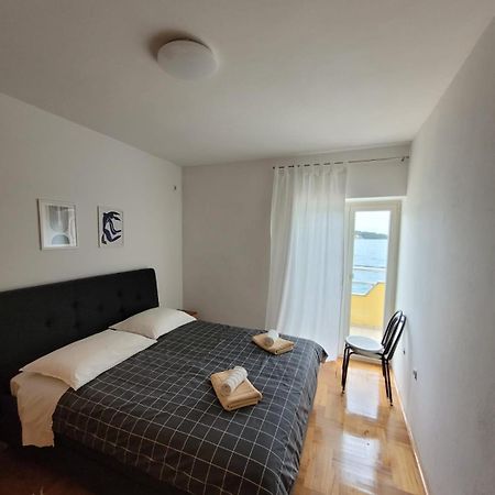 Apartment Brgacelj Kali Buitenkant foto