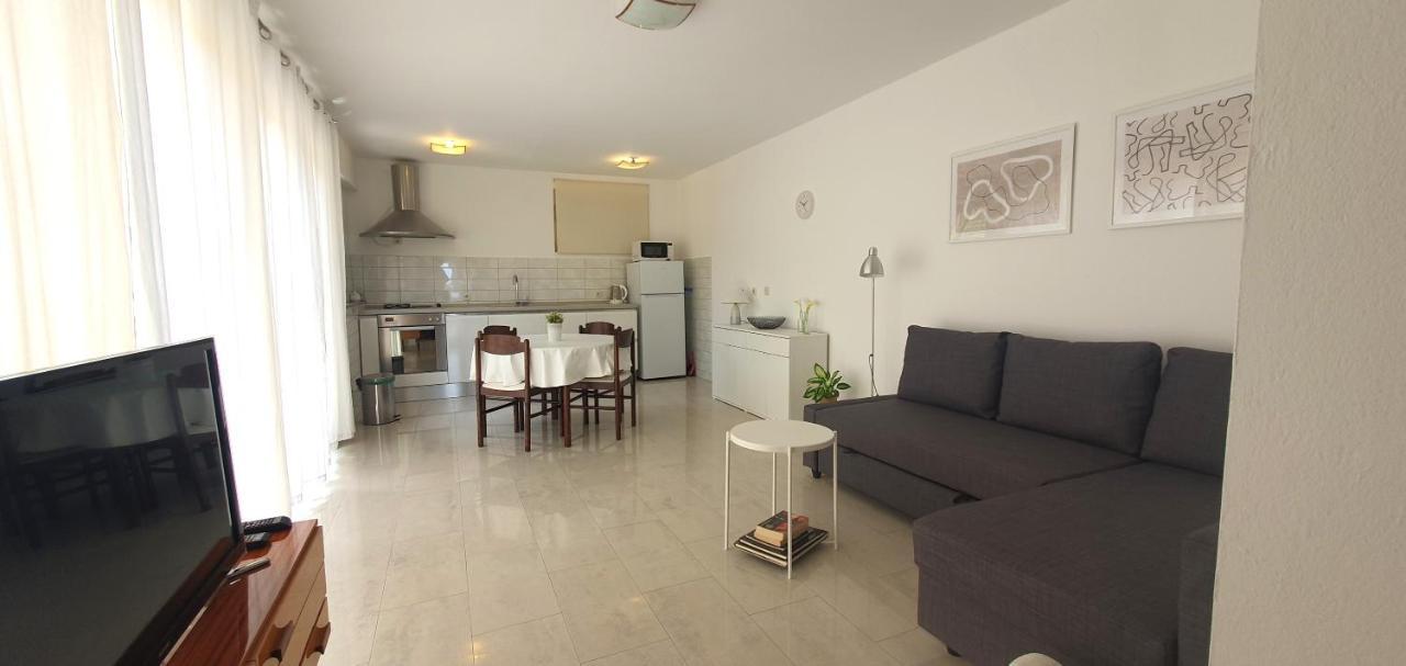 Apartment Brgacelj Kali Buitenkant foto